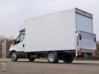 IVECO Daily с промтоварным кузовом и гидролифтом